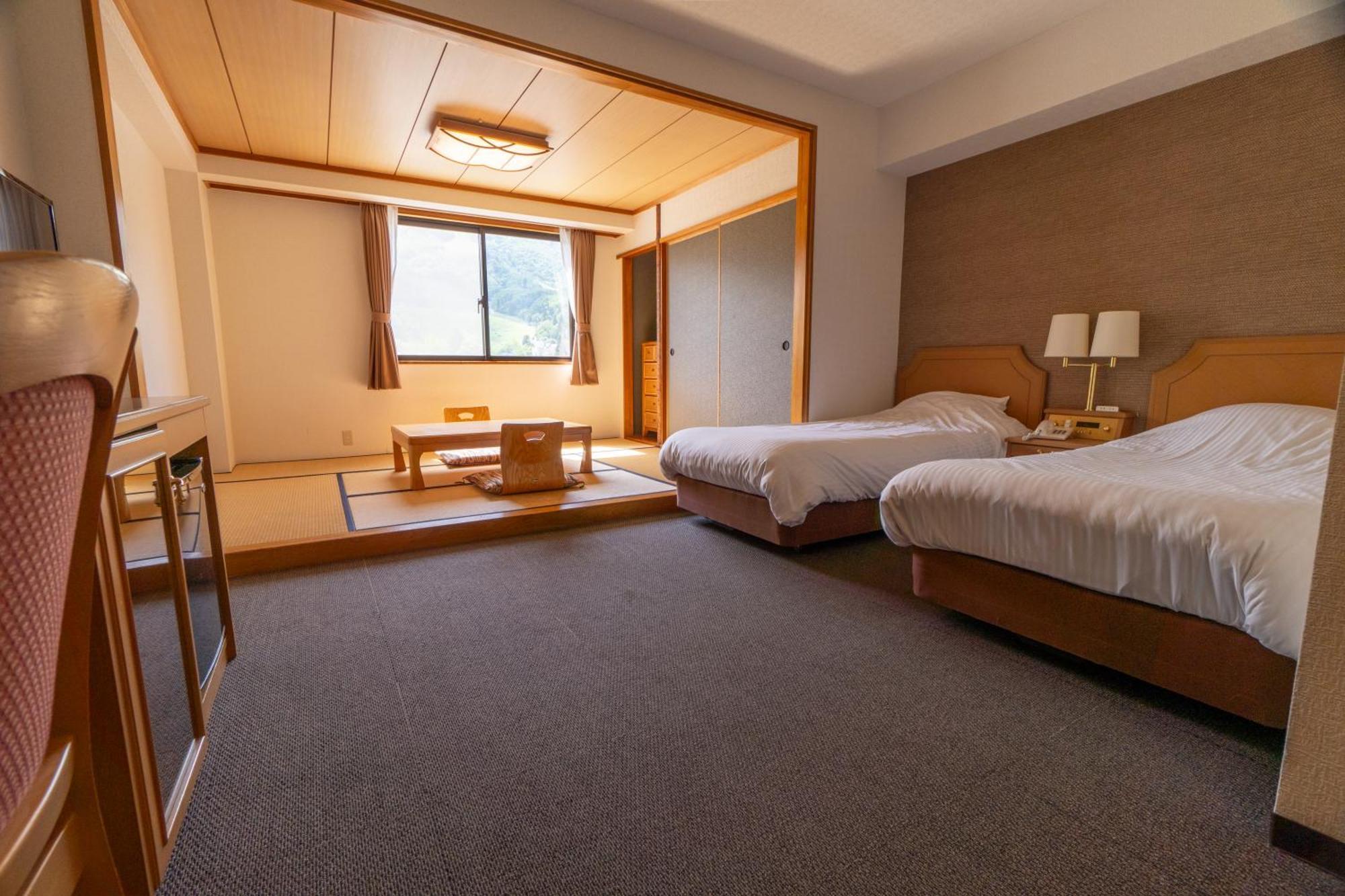 Hakuba Panorama Hotel Buitenkant foto