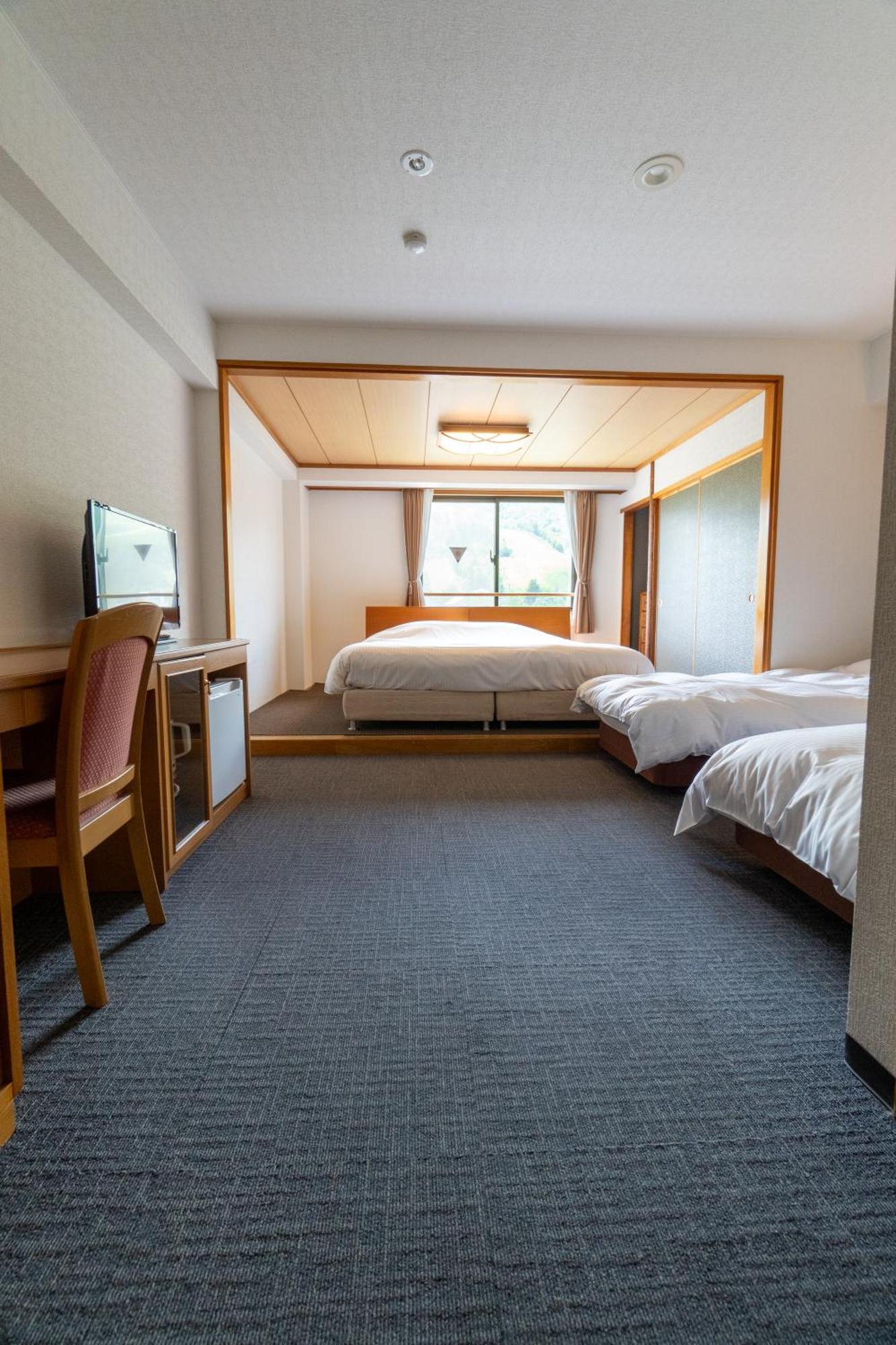 Hakuba Panorama Hotel Buitenkant foto