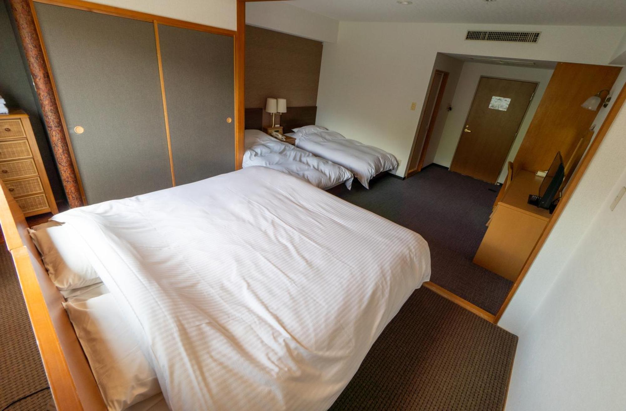 Hakuba Panorama Hotel Buitenkant foto