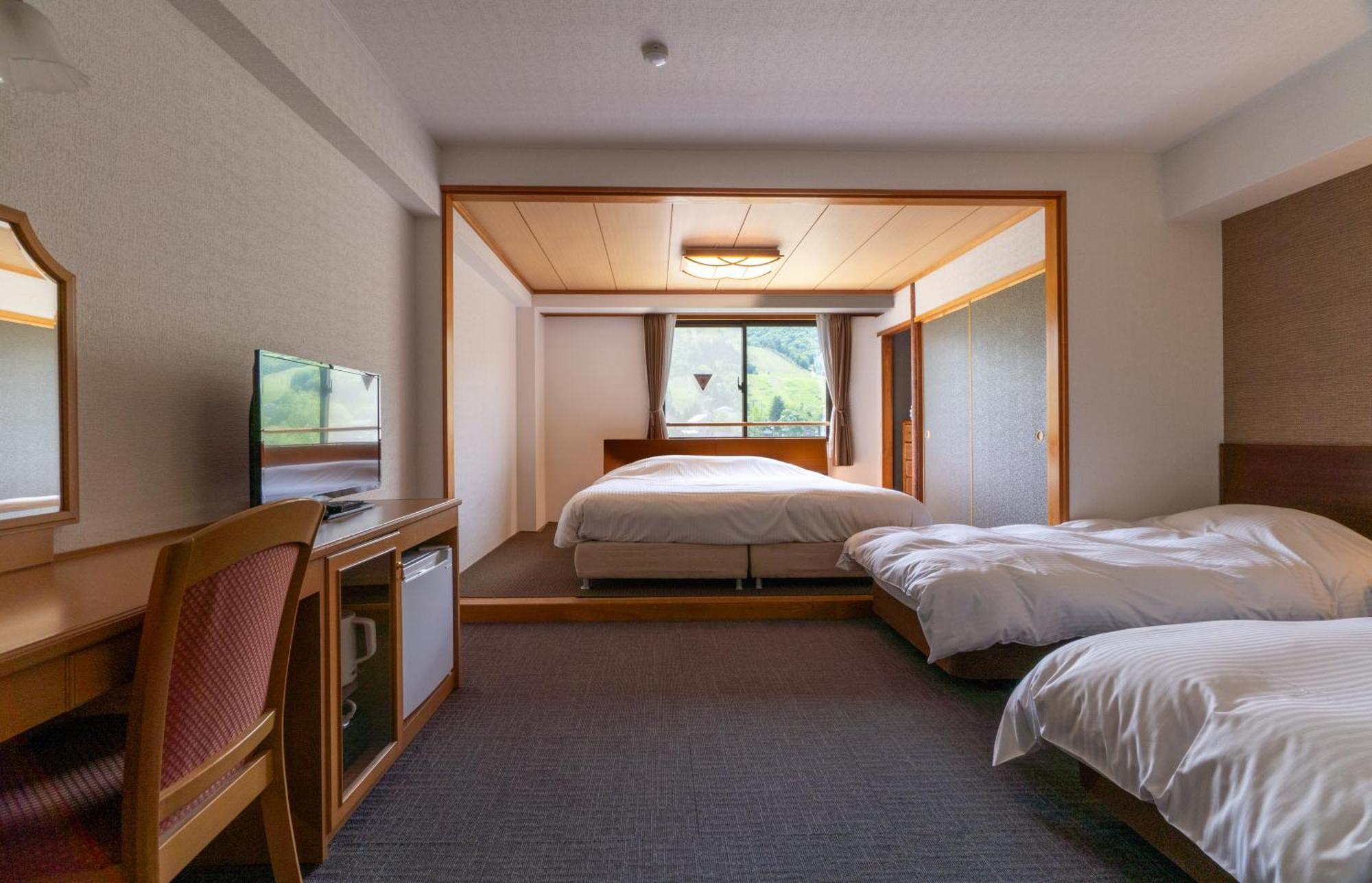 Hakuba Panorama Hotel Buitenkant foto